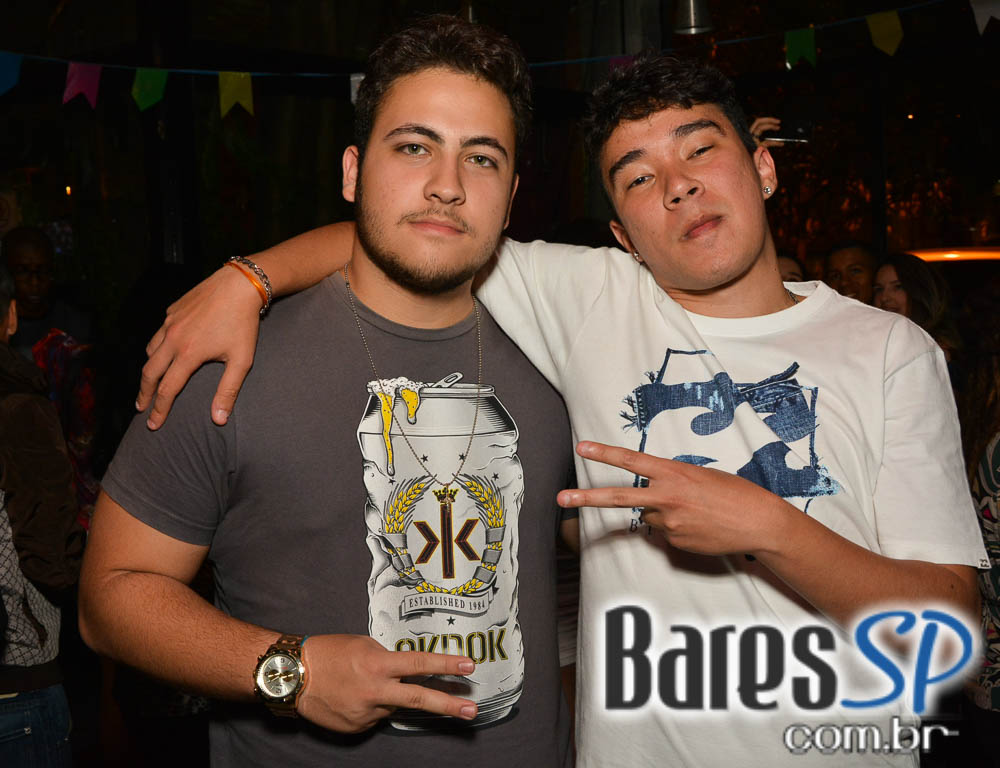 Bar Camará recebeu o show em tributo a cantora Marisa Monte no sábado Bar Camará recebeu o show em tributo a cantora Marisa Monte no sábado