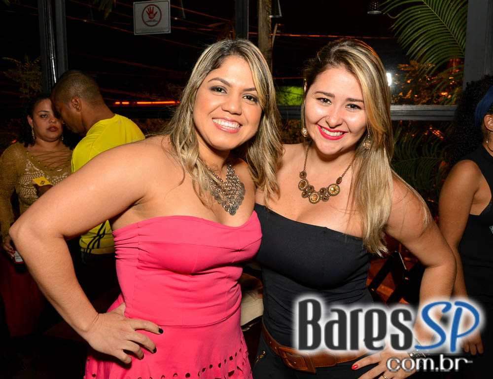 Bar Camará recebeu o show em tributo a cantora Marisa Monte no sábado Bar Camará recebeu o show em tributo a cantora Marisa Monte no sábado