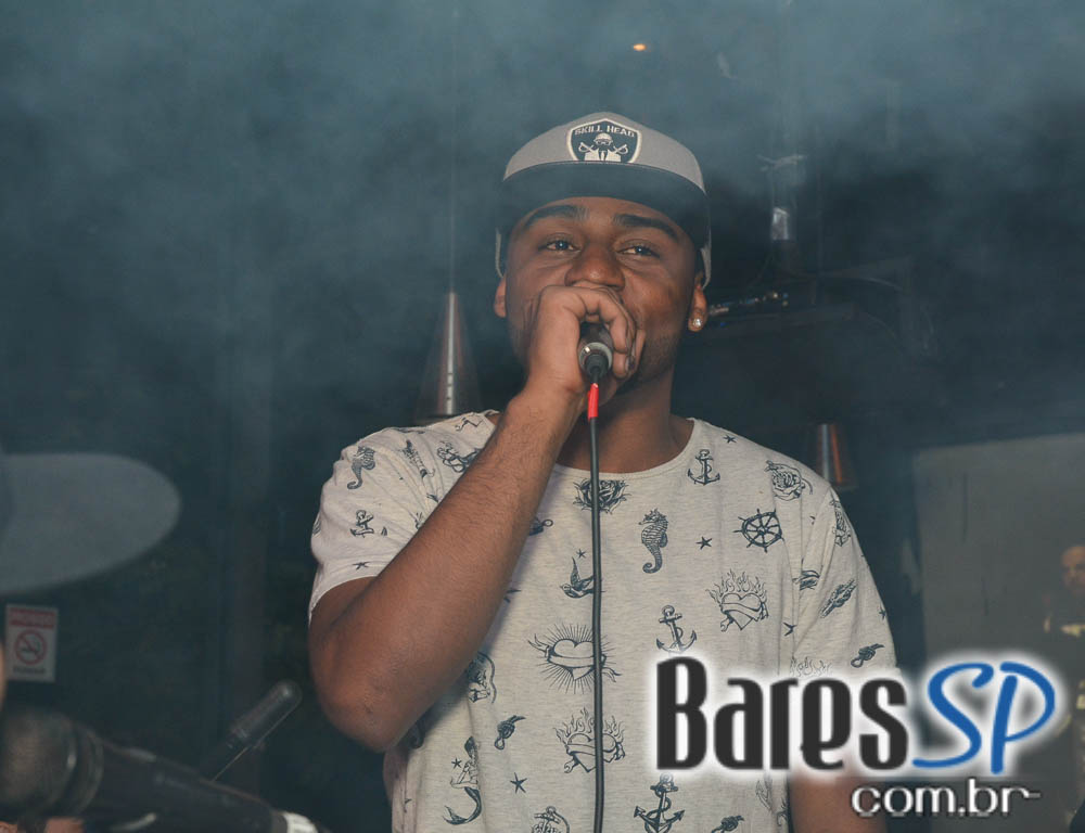 Bar Camará recebeu o show em tributo a cantora Marisa Monte no sábado Bar Camará recebeu o show em tributo a cantora Marisa Monte no sábado