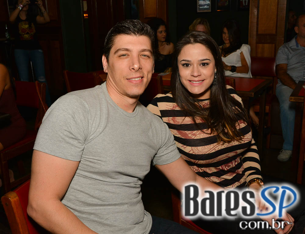 Ton Ton Jazz recebeu os agitos das bandas Sons Of Rock e Staff Only na segunda Ton Ton Jazz recebeu os agitos das bandas Sons Of Rock e Staff Only na segunda