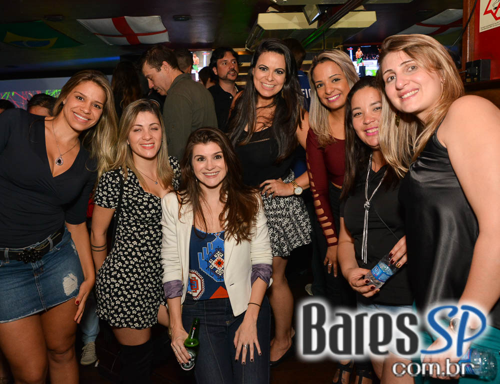 Banda Junkie Box e Sal Vincent animaram o sábado do Republic Pub Banda Junkie Box e Sal Vincent animaram o sábado do Republic Pub