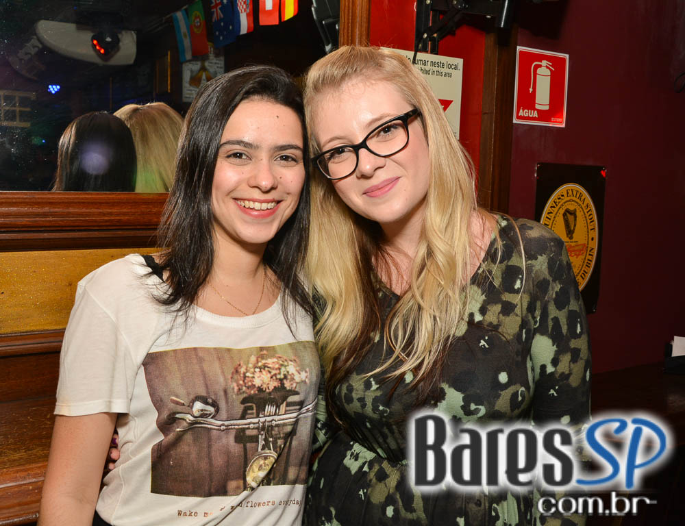 Banda Burnz e Sal Vincent comandaram a sexta-feira com pop rock no Republic Pub Banda Burnz e Sal Vincent comandaram a sexta-feira com pop rock no Republic Pub