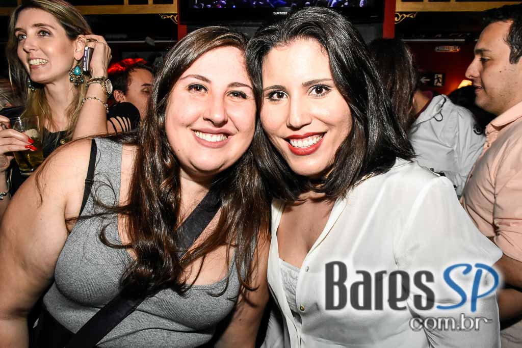 William Kim e banda Vih animaram a noite no Republic Pub William Kim e banda Vih animaram a noite no Republic Pub