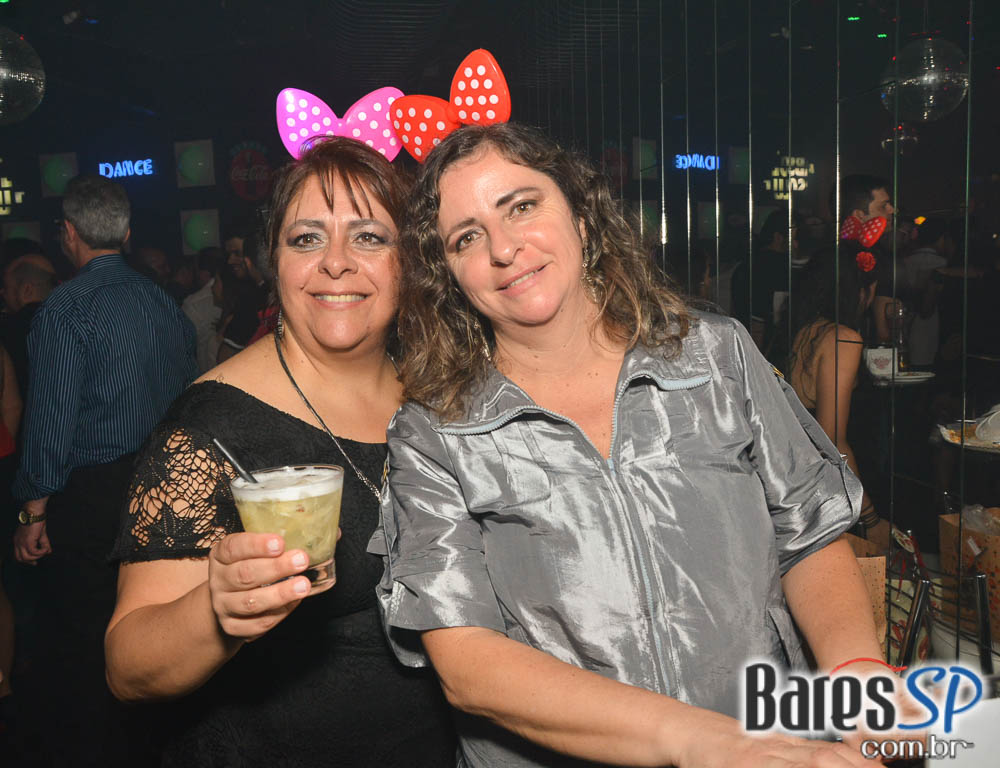 Akbar Lounge e Disco recebeu a Noite da Paçoca que animou a noite Akbar Lounge e Disco recebeu a Noite da Paçoca que animou a noite