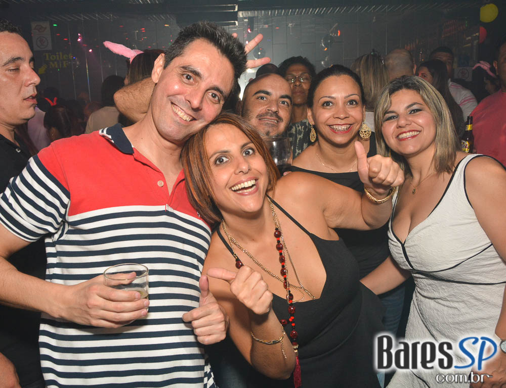 Akbar Lounge e Disco recebeu a Noite da Paçoca que animou a noite Akbar Lounge e Disco recebeu a Noite da Paçoca que animou a noite