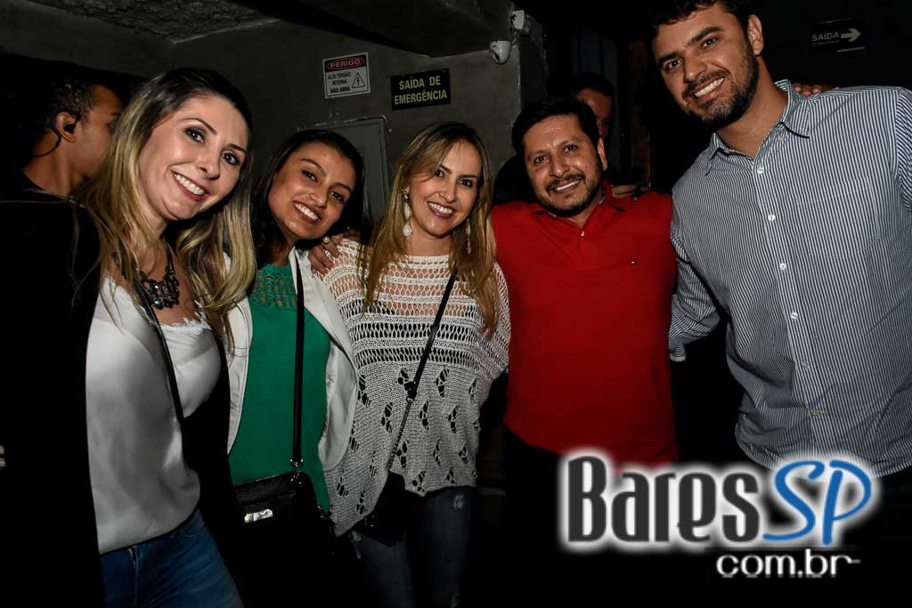 Nando e Ricky e Buiu SP comandaram a noite de quinta-feira no Boteco Todos os Santos Nando e Ricky e Buiu SP comandaram a noite de quinta-feira no Boteco Todos os Santos