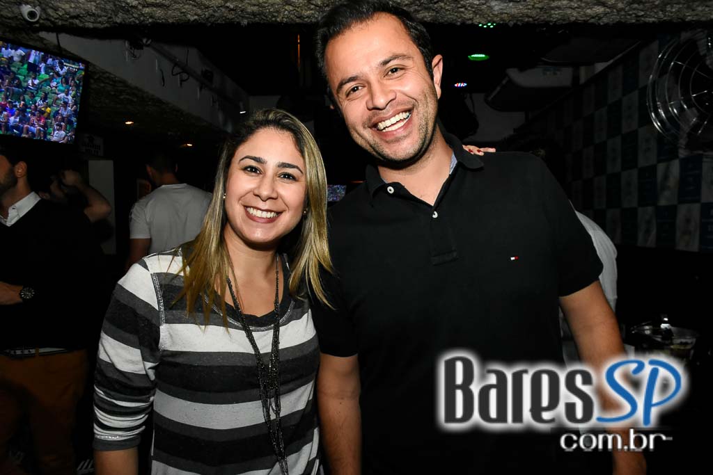 Nando e Ricky e Buiu SP comandaram a noite de quinta-feira no Boteco Todos os Santos Nando e Ricky e Buiu SP comandaram a noite de quinta-feira no Boteco Todos os Santos
