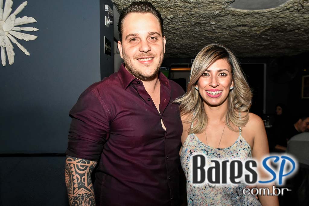 Nando e Ricky e Buiu SP comandaram a noite de quinta-feira no Boteco Todos os Santos Nando e Ricky e Buiu SP comandaram a noite de quinta-feira no Boteco Todos os Santos