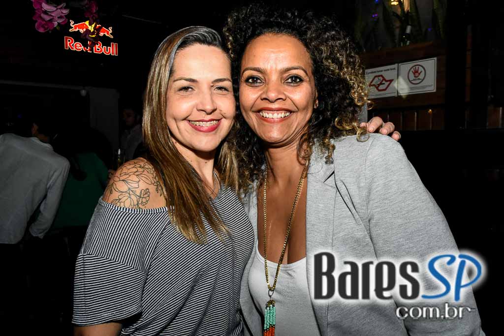 Nando e Ricky e Buiu SP comandaram a noite de quinta-feira no Boteco Todos os Santos Nando e Ricky e Buiu SP comandaram a noite de quinta-feira no Boteco Todos os Santos