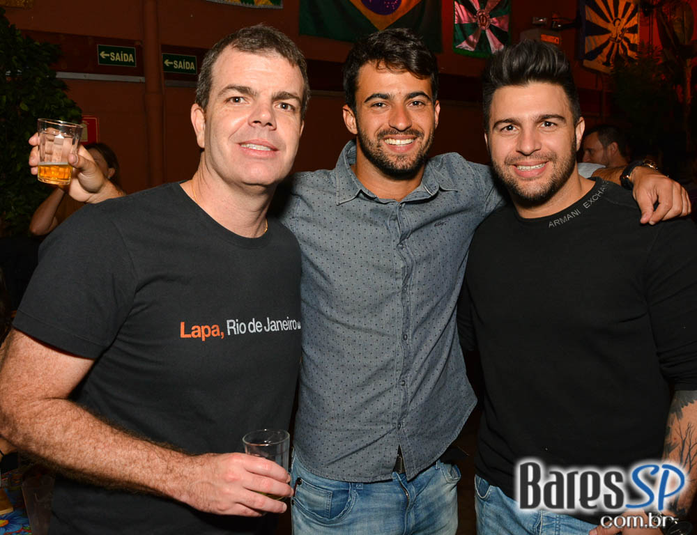 Toninho Geraes e Carllão Maneiro comandarsm a noite de sexta-feira no Traço de União Toninho Geraes e Carllão Maneiro comandarsm a noite de sexta-feira no Traço de União