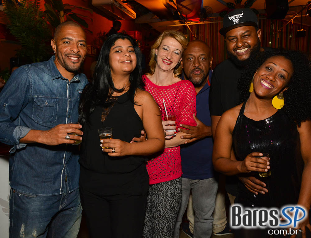 Toninho Geraes e Carllão Maneiro comandarsm a noite de sexta-feira no Traço de União Toninho Geraes e Carllão Maneiro comandarsm a noite de sexta-feira no Traço de União