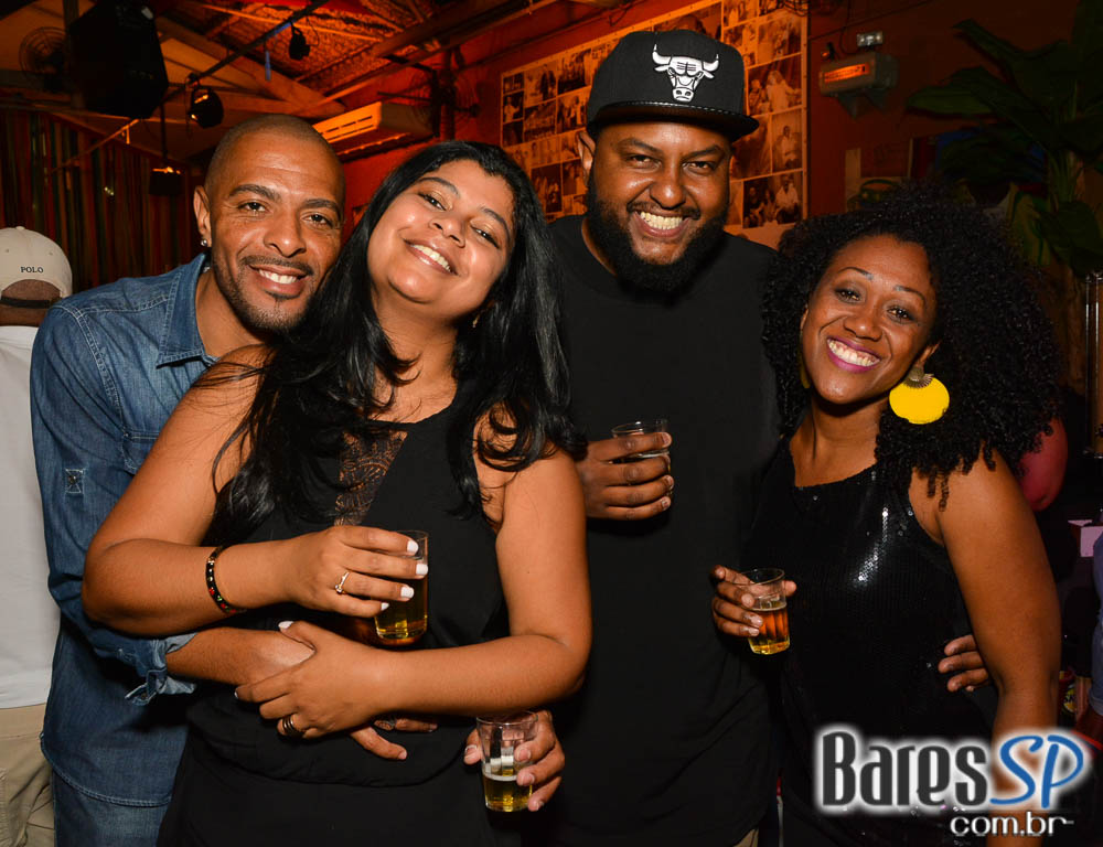 Toninho Geraes e Carllão Maneiro comandarsm a noite de sexta-feira no Traço de União Toninho Geraes e Carllão Maneiro comandarsm a noite de sexta-feira no Traço de União