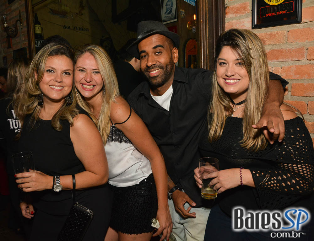 Big Foot agitou a noite com muita música no Dublin Live Music Big Foot agitou a noite com muita música no Dublin Live Music