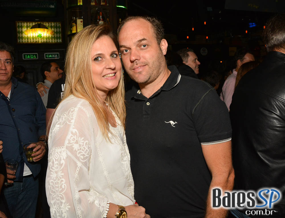 Big Foot agitou a noite com muita música no Dublin Live Music Big Foot agitou a noite com muita música no Dublin Live Music