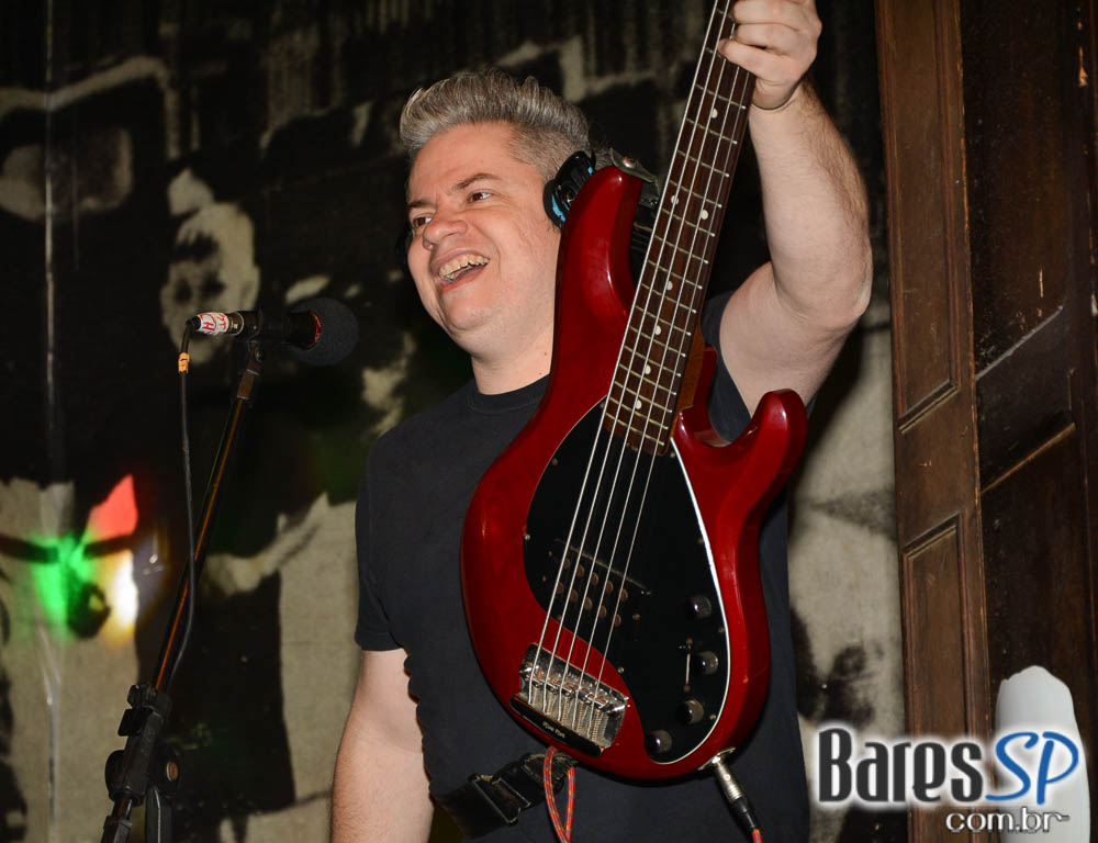 Big Foot agitou a noite com muita música no Dublin Live Music Big Foot agitou a noite com muita música no Dublin Live Music