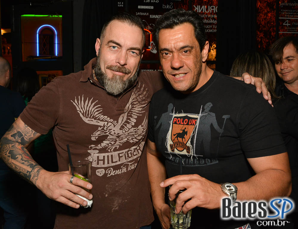 Big Foot agitou a noite com muita música no Dublin Live Music Big Foot agitou a noite com muita música no Dublin Live Music