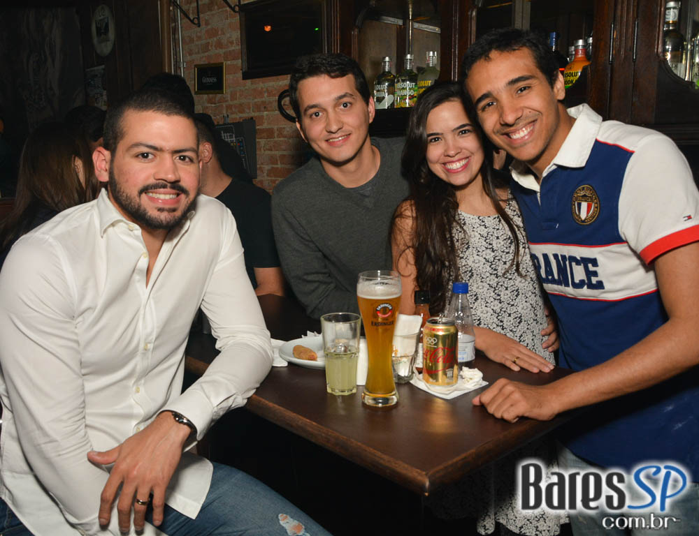 Big Foot agitou a noite com muita música no Dublin Live Music Big Foot agitou a noite com muita música no Dublin Live Music