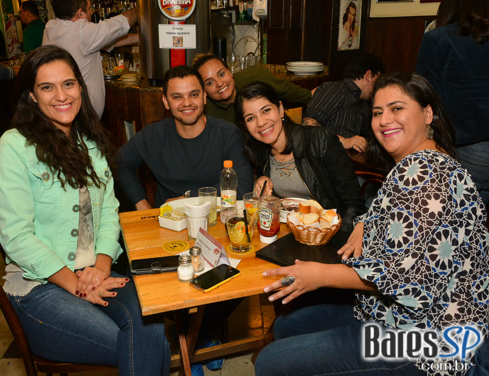 Os Manteigas apresentaram o melhor do MPB e pop rock sexta-feira no Bar Birô Os Manteigas apresentaram o melhor do MPB e pop rock sexta-feira no Bar Birô