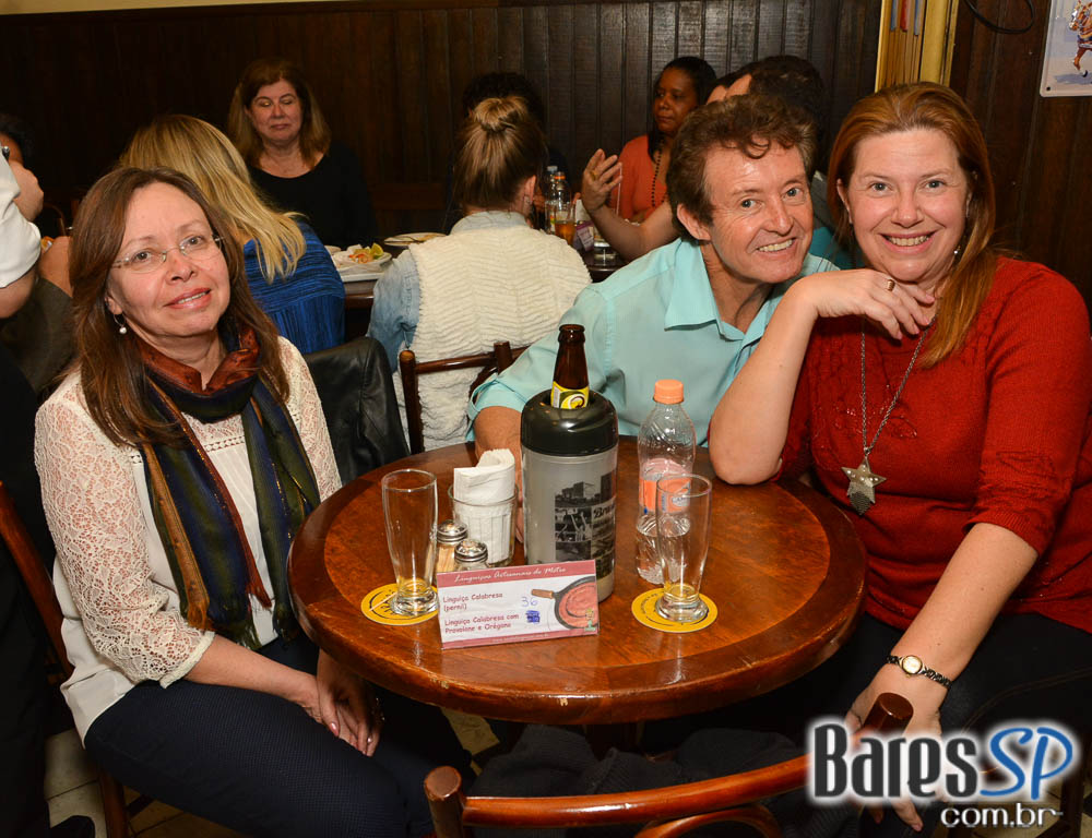 Os Manteigas apresentaram o melhor do MPB e pop rock sexta-feira no Bar Birô Os Manteigas apresentaram o melhor do MPB e pop rock sexta-feira no Bar Birô