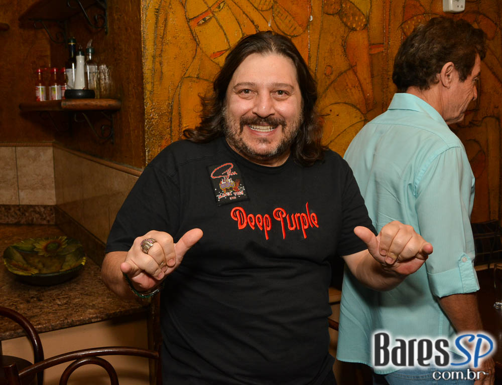 Os Manteigas apresentaram o melhor do MPB e pop rock sexta-feira no Bar Birô Os Manteigas apresentaram o melhor do MPB e pop rock sexta-feira no Bar Birô