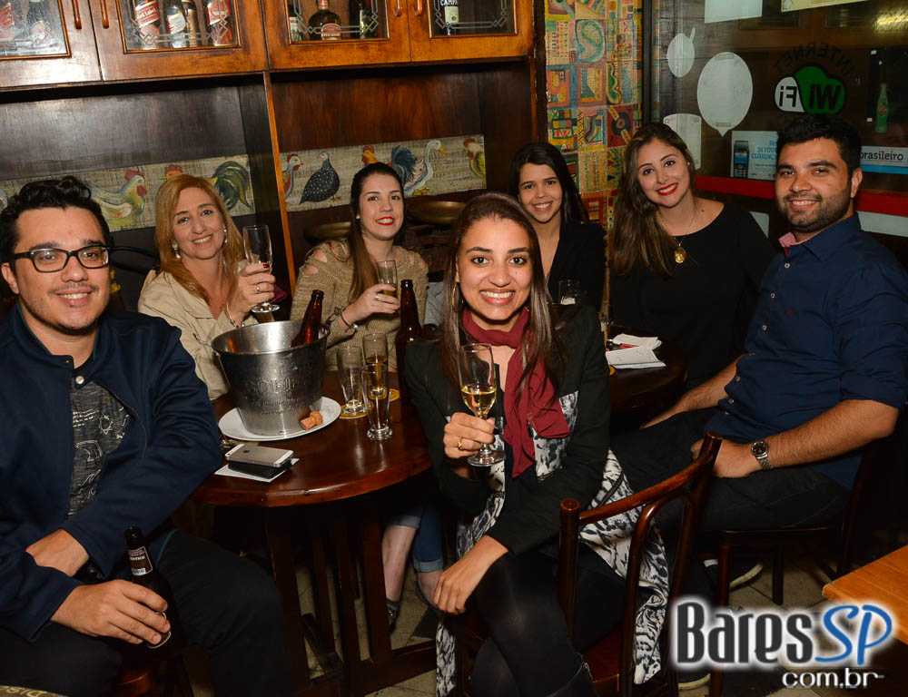 Os Manteigas apresentaram o melhor do MPB e pop rock sexta-feira no Bar Birô Os Manteigas apresentaram o melhor do MPB e pop rock sexta-feira no Bar Birô