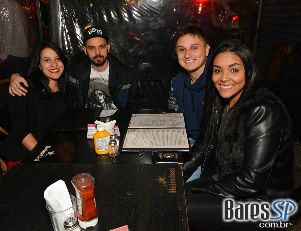 Os Manteigas apresentaram o melhor do MPB e pop rock sexta-feira no Bar Birô Os Manteigas apresentaram o melhor do MPB e pop rock sexta-feira no Bar Birô