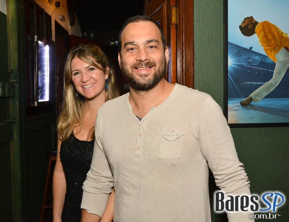 Bandas Mister Vinyl e D.A.D.I and The Passengers com clássicos do rock no Ton Ton Jazz Bandas Mister Vinyl e D.A.D.I and The Passengers com clássicos do rock no Ton Ton Jazz