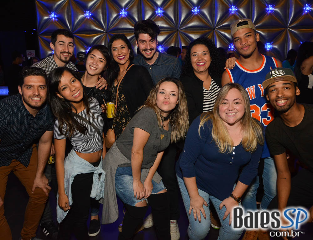 Ivete Sangalo agita a noite com sucessos do axé em show no Espaço das Américas Ivete Sangalo agita a noite com sucessos do axé em show no Espaço das Américas