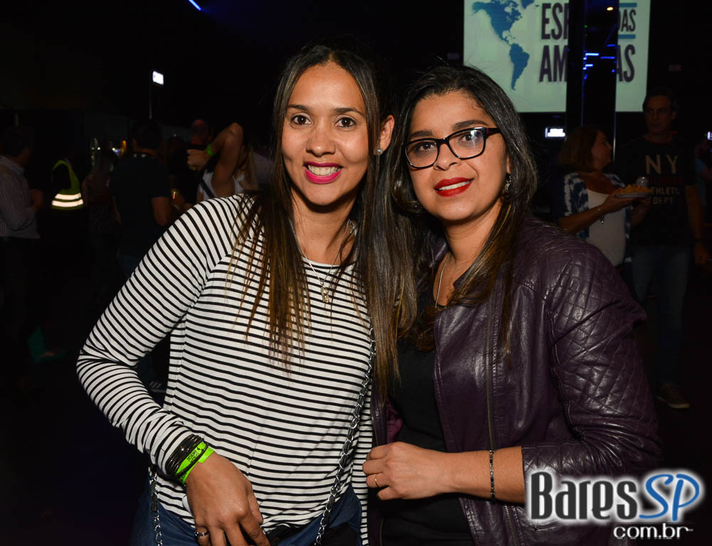 Ivete Sangalo agita a noite com sucessos do axé em show no Espaço das Américas Ivete Sangalo agita a noite com sucessos do axé em show no Espaço das Américas