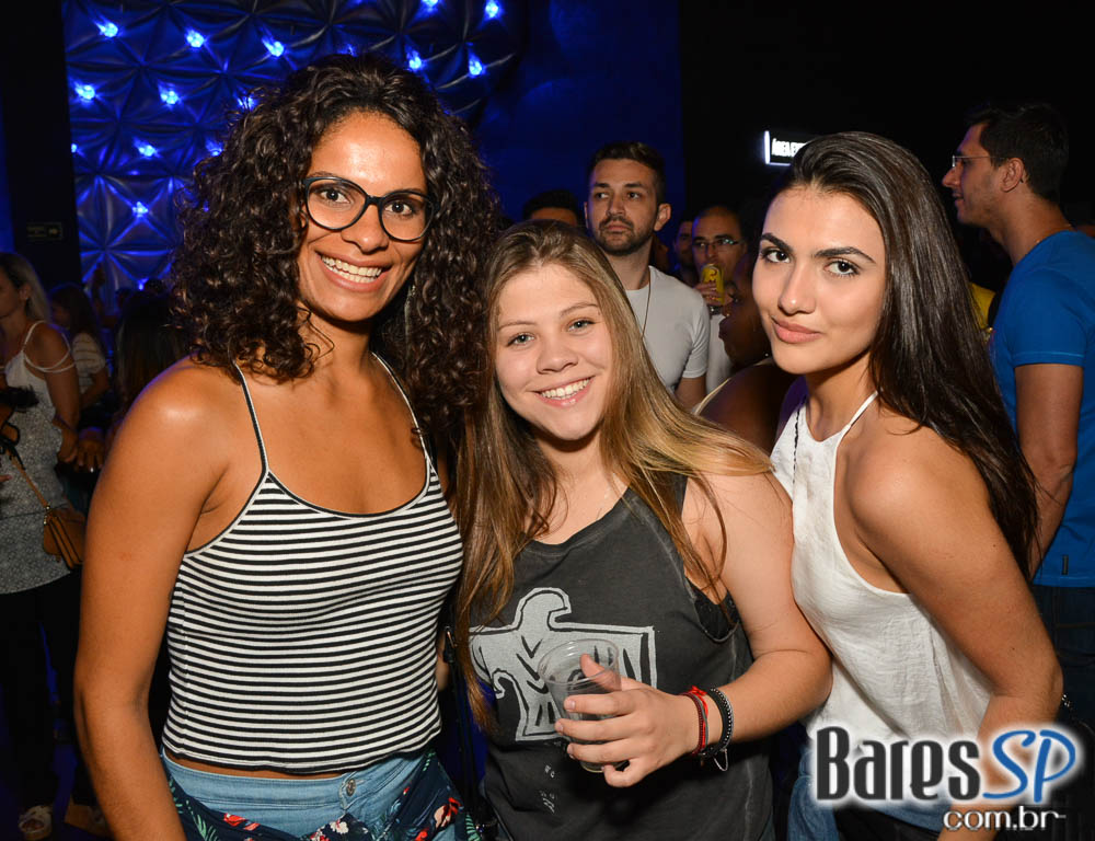 Ivete Sangalo agita a noite com sucessos do axé em show no Espaço das Américas Ivete Sangalo agita a noite com sucessos do axé em show no Espaço das Américas