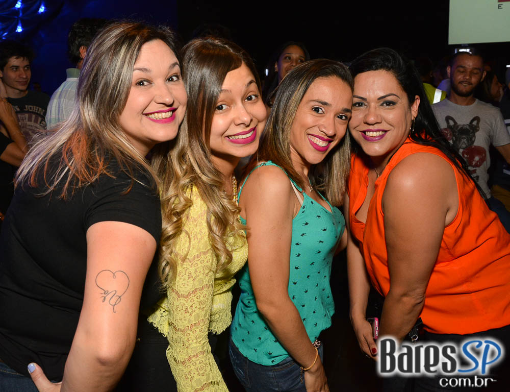 Ivete Sangalo agita a noite com sucessos do axé em show no Espaço das Américas Ivete Sangalo agita a noite com sucessos do axé em show no Espaço das Américas