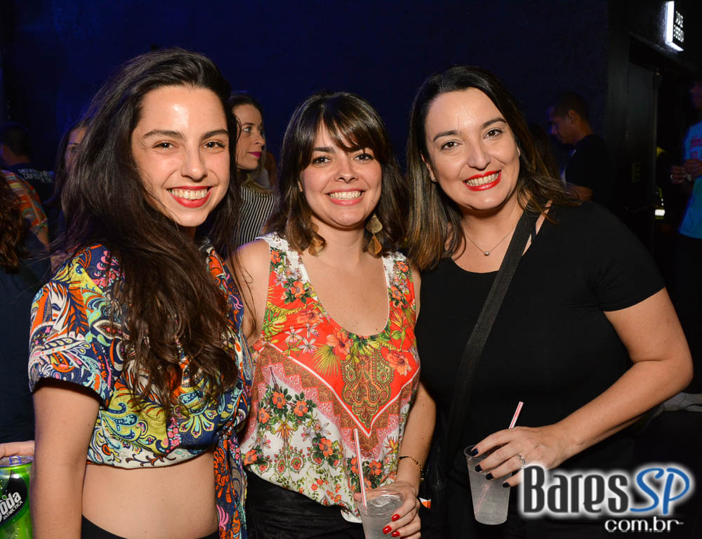 Ivete Sangalo agita a noite com sucessos do axé em show no Espaço das Américas Ivete Sangalo agita a noite com sucessos do axé em show no Espaço das Américas