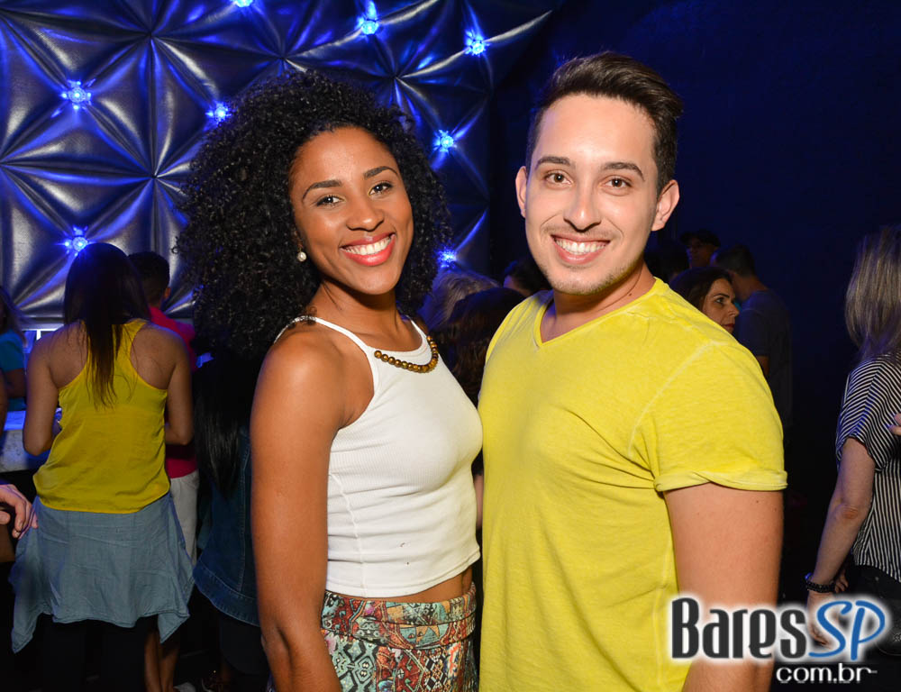 Ivete Sangalo agita a noite com sucessos do axé em show no Espaço das Américas Ivete Sangalo agita a noite com sucessos do axé em show no Espaço das Américas