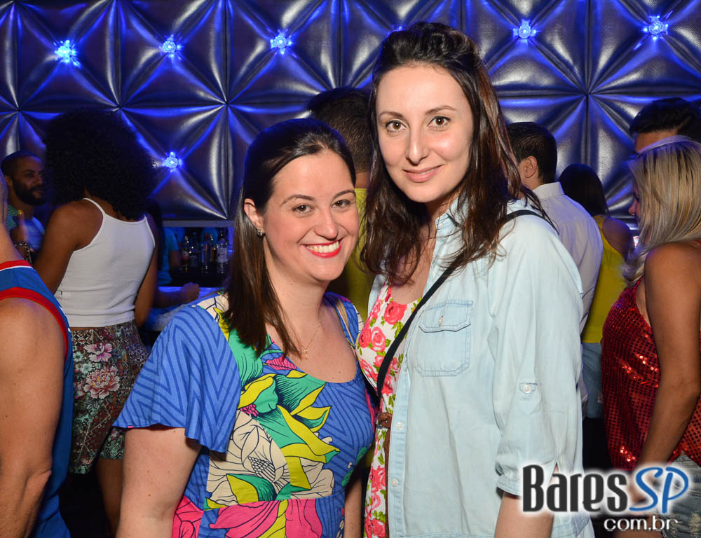 Ivete Sangalo agita a noite com sucessos do axé em show no Espaço das Américas Ivete Sangalo agita a noite com sucessos do axé em show no Espaço das Américas