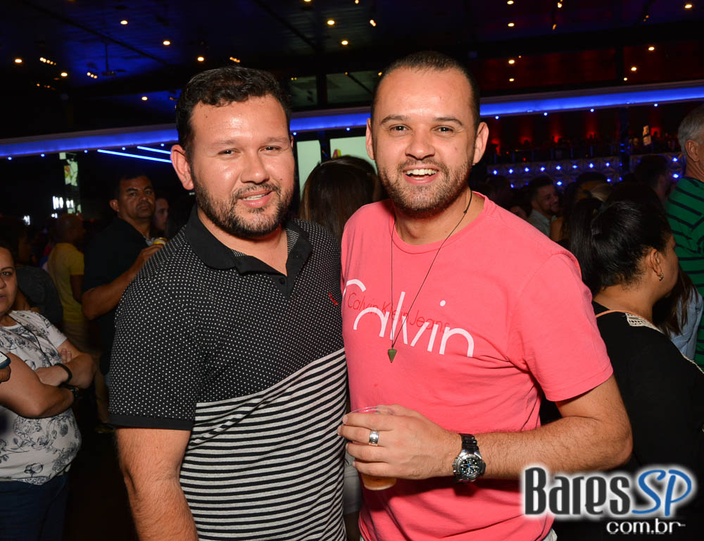 Ivete Sangalo agita a noite com sucessos do axé em show no Espaço das Américas Ivete Sangalo agita a noite com sucessos do axé em show no Espaço das Américas