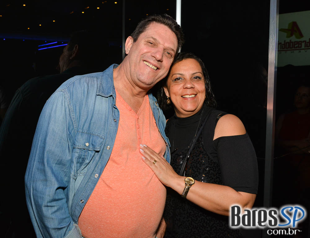 Ivete Sangalo agita a noite com sucessos do axé em show no Espaço das Américas Ivete Sangalo agita a noite com sucessos do axé em show no Espaço das Américas