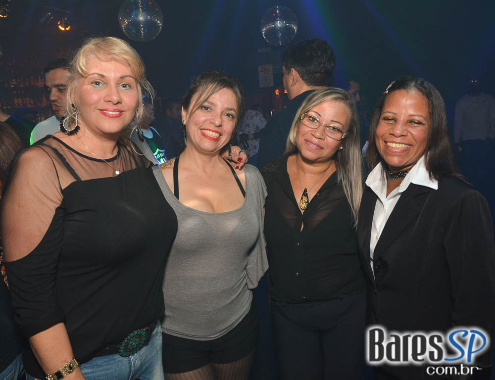 8ª edição do Baile das Antigas no Akbar Lounge e Disco 8ª edição do Baile das Antigas no Akbar Lounge e Disco