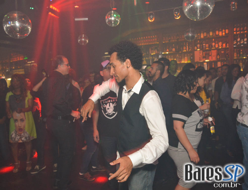 8ª edição do Baile das Antigas no Akbar Lounge e Disco 8ª edição do Baile das Antigas no Akbar Lounge e Disco