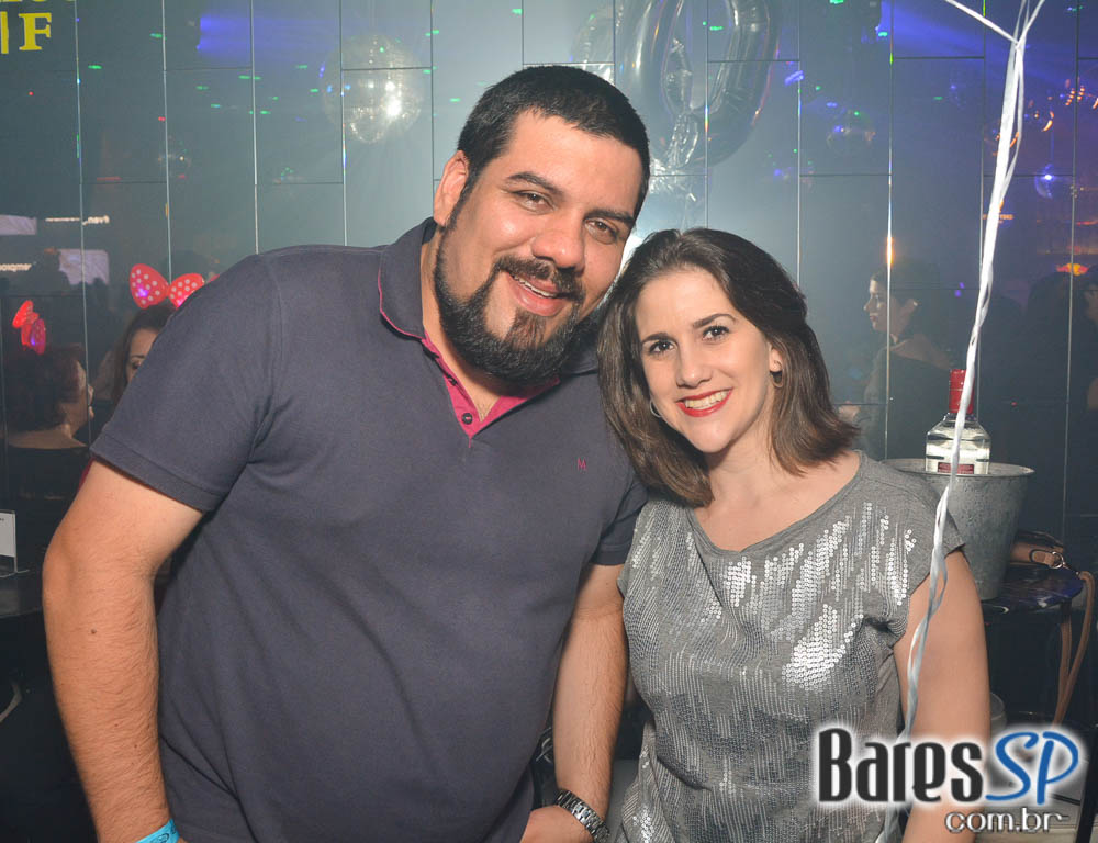 Akbar Lounge e Disco recebeu a Noite da Cerveja que animou a sexta-feira Akbar Lounge e Disco recebeu a Noite da Cerveja que animou a sexta-feira