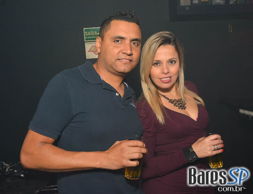 Akbar Lounge e Disco recebeu a Noite da Cerveja que animou a sexta-feira Akbar Lounge e Disco recebeu a Noite da Cerveja que animou a sexta-feira