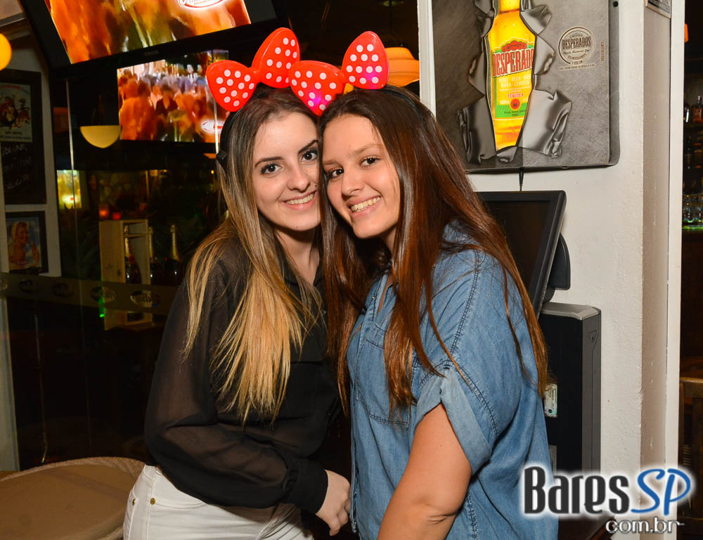 Akbar Lounge e Disco recebeu a Noite da Cerveja que animou a sexta-feira Akbar Lounge e Disco recebeu a Noite da Cerveja que animou a sexta-feira