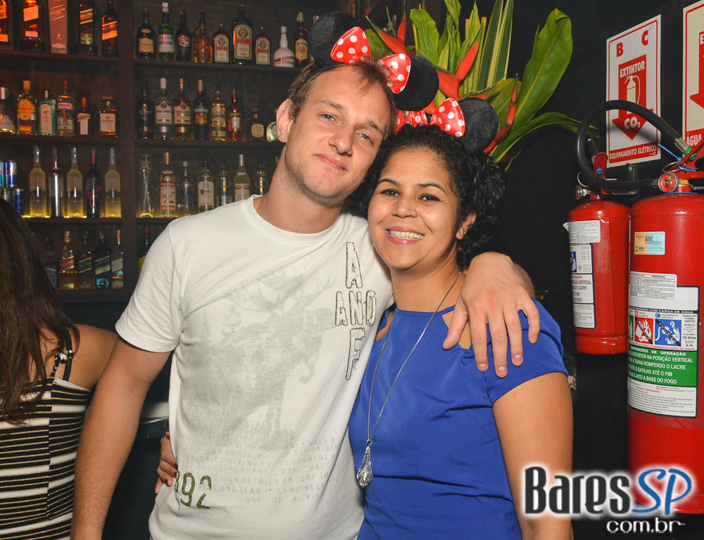 Noite da Tequila com DJs residentes animaram o Akbar Lounge e Disco Noite da Tequila com DJs residentes animaram o Akbar Lounge e Disco