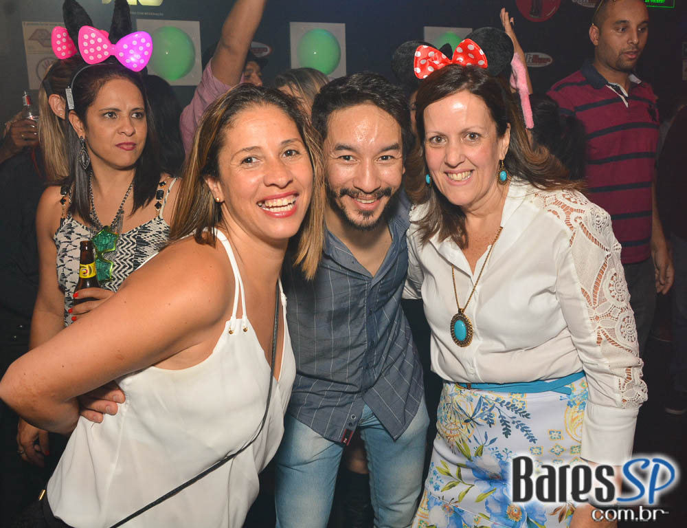 Noite da Tequila com DJs residentes animaram o Akbar Lounge e Disco Noite da Tequila com DJs residentes animaram o Akbar Lounge e Disco