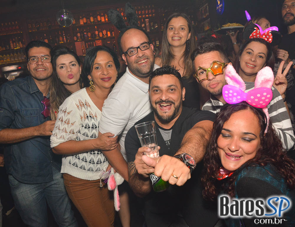 Noite da Tequila com DJs residentes animaram o Akbar Lounge e Disco Noite da Tequila com DJs residentes animaram o Akbar Lounge e Disco