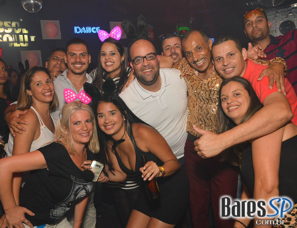 Noite da Tequila com DJs residentes animaram o Akbar Lounge e Disco Noite da Tequila com DJs residentes animaram o Akbar Lounge e Disco