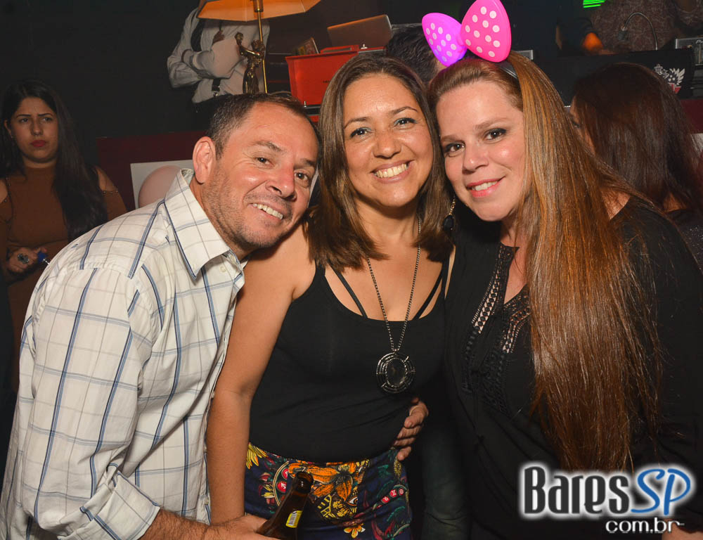 Noite da Tequila com DJs residentes animaram o Akbar Lounge e Disco Noite da Tequila com DJs residentes animaram o Akbar Lounge e Disco