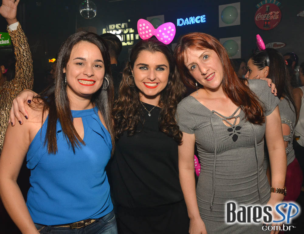 Noite da Tequila com DJs residentes animaram o Akbar Lounge e Disco Noite da Tequila com DJs residentes animaram o Akbar Lounge e Disco