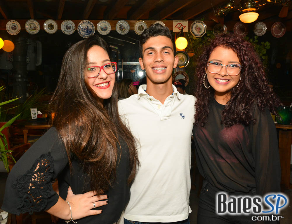 Noite da Tequila com DJs residentes animaram o Akbar Lounge e Disco Noite da Tequila com DJs residentes animaram o Akbar Lounge e Disco