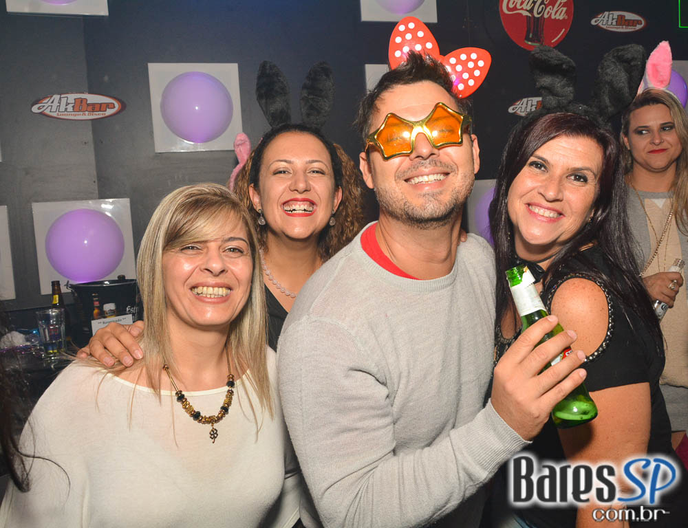 Noite da Tequila com DJs residentes animaram o Akbar Lounge e Disco Noite da Tequila com DJs residentes animaram o Akbar Lounge e Disco