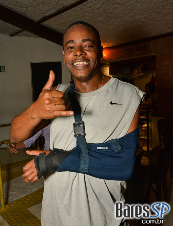 Sexta-feira a Banda Bicho de Pé colocou todo mundo no Canto da Ema para dançar forró Sexta-feira a Banda Bicho de Pé colocou todo mundo no Canto da Ema para dançar forró